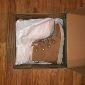 Sorry Explorer Joan Boots